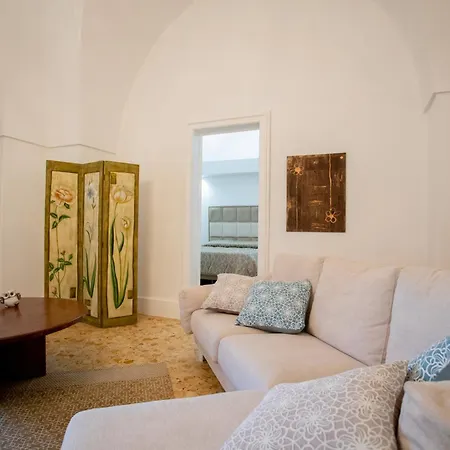 Palazzo '800 : Marmetti Guest house Leverano