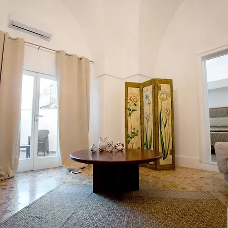 Palazzo '800 : Marmetti Pensión Leverano